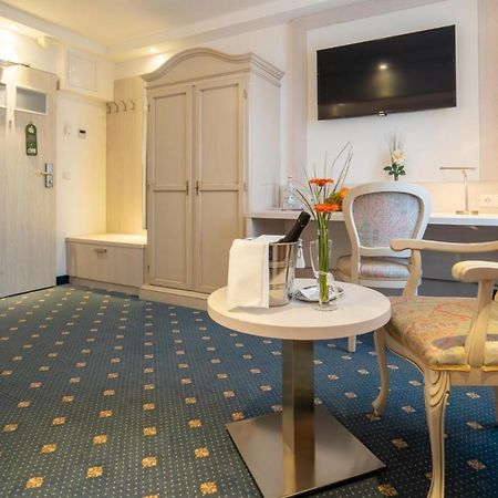 Hotel St Georg - Ratisbonne Extérieur photo