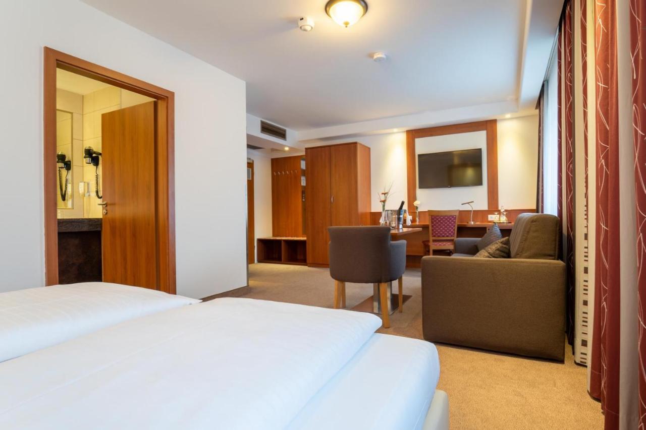 Hotel St Georg - Ratisbonne Extérieur photo