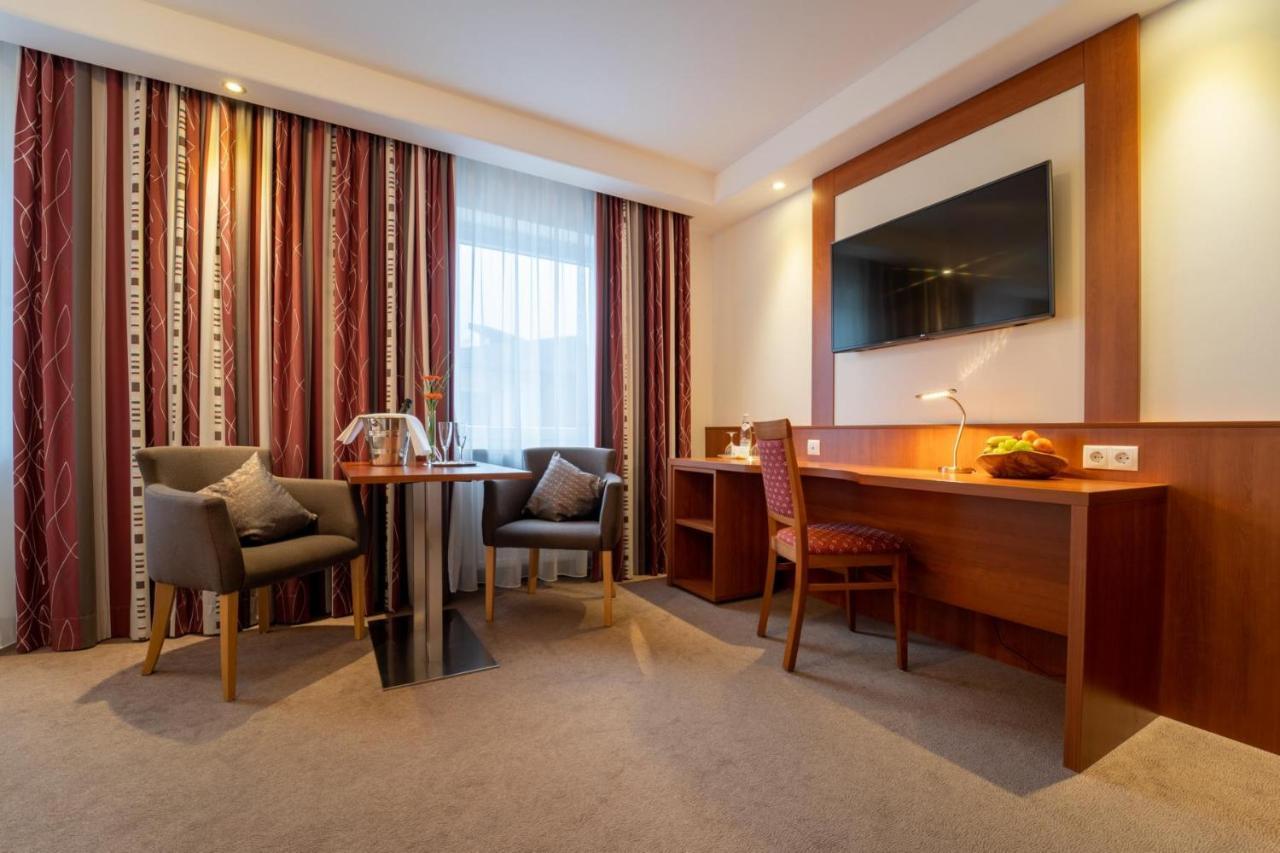Hotel St Georg - Ratisbonne Extérieur photo