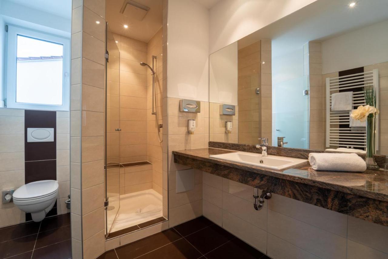 Hotel St Georg - Ratisbonne Extérieur photo